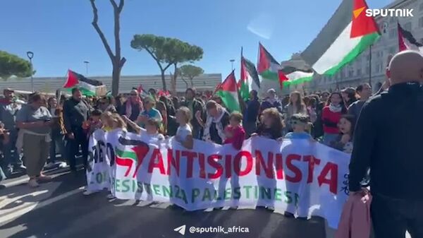 Thousands Join Rally in Rome in Support of Palestine & Global Sumud Flotilla Activists: Sputnik Correspondent - Sputnik Africa