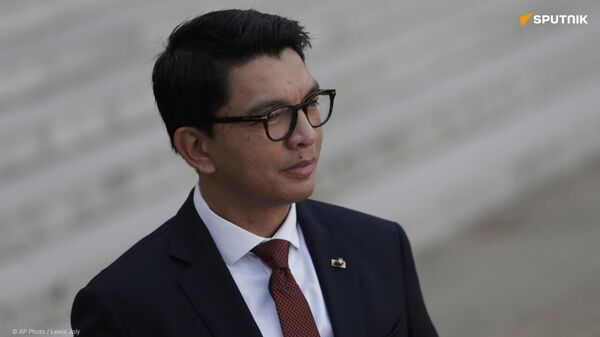 Le Président malgache accuse les manifestants d'être manipulés et de fomenter un coup d'État - Sputnik Afrique