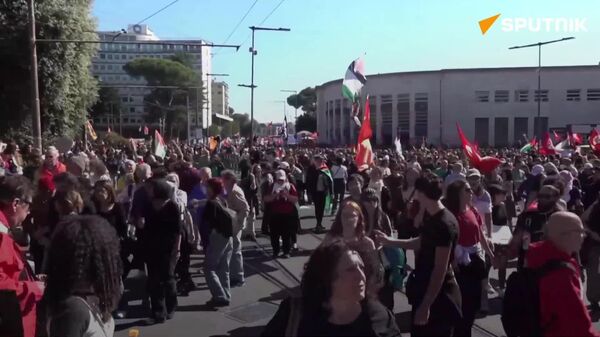 Palestine supporters rally in Rome, Italy - Sputnik Africa