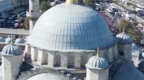 Manifestation de masse à Istanbul en soutien à la Flottille de la liberté en route vers Gaza - Sputnik Afrique