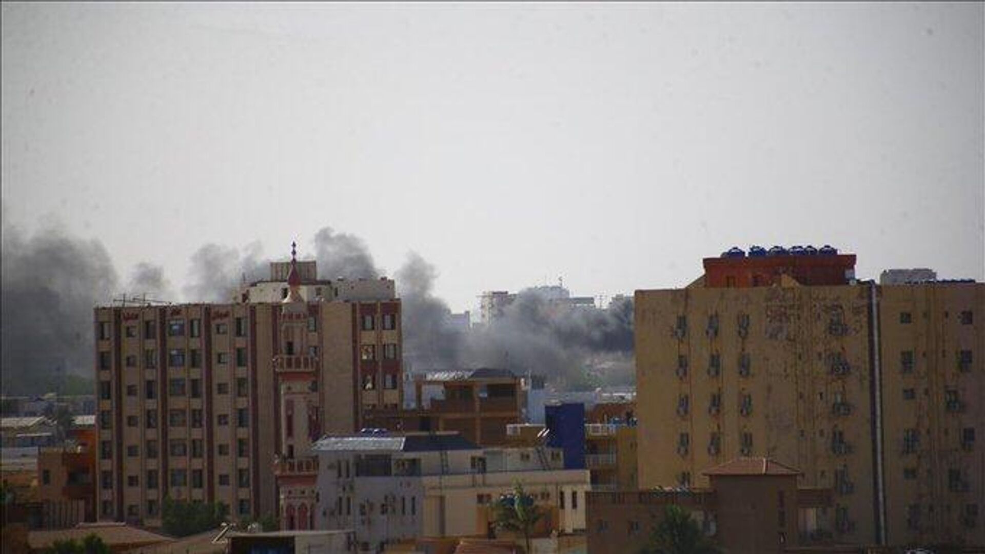 Sudanese Army Accuses RSF Rebels of Striking Civilian Facilities With Kamikaze Drones Sudanese Army Accuses RSF Rebels of Striking Civilian Facilities With Kamikaze Drones - Sputnik Africa, 1920, 05.10.2025