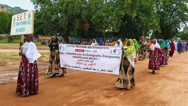 Le Tchad rend un hommage solennel aux enseignants lors de leur Journée mondiale - Sputnik Afrique