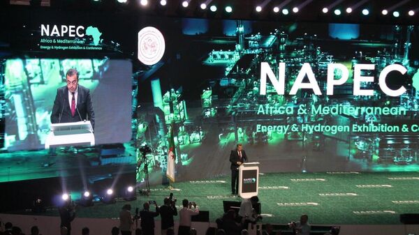 L’Algérie investira 60 milliards de dollars d’ici 2029 dans son secteur énergétique - Sputnik Afrique