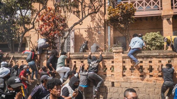 Madagascar’s Youth-Led Protests Reject Dialogue as Government Tightens Security Grip - Sputnik Africa