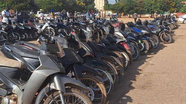 100 motos volées retrouvent leurs propriétaires à Ouagadougou - Sputnik Afrique