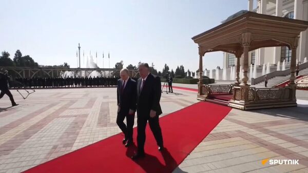Vladimir Putin Meets With Tajik President Emomali Rahmon in Dushanbe - Sputnik Africa