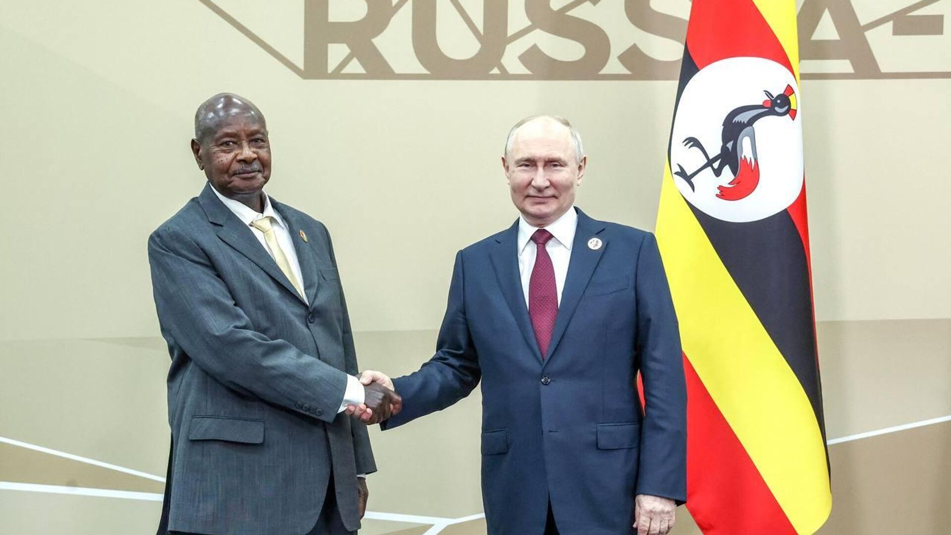 Putin Congratulates Ugandan President Museveni on Country's Independence Day Putin Congratulates Ugandan President Museveni on Country's Independence Day - Sputnik Africa, 1920, 09.10.2025