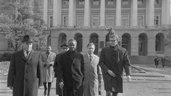 Parler l’Afrique: pourquoi l’enseignement des langues africaines compte en Russie - Sputnik Afrique