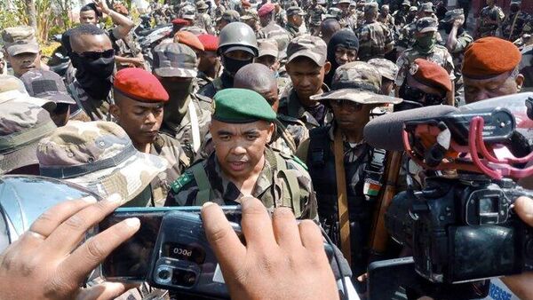 À Madagascar, un contingent militaire appelle à refuser les ordres de tirer sur les manifestants - Sputnik Afrique