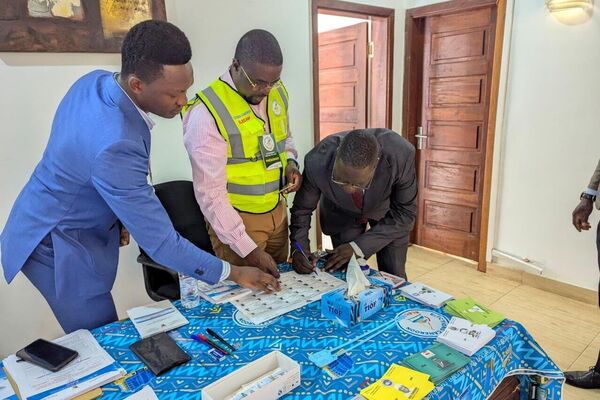 Présidentielle camerounaise: ça vote aussi depuis l'étranger - Sputnik Afrique