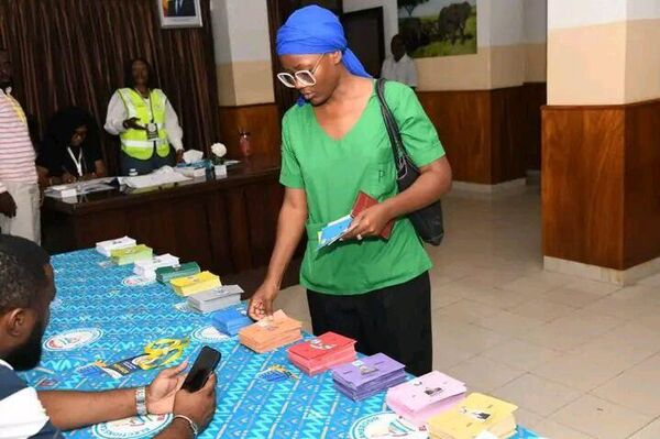 Présidentielle camerounaise: ça vote aussi depuis l'étranger - Sputnik Afrique