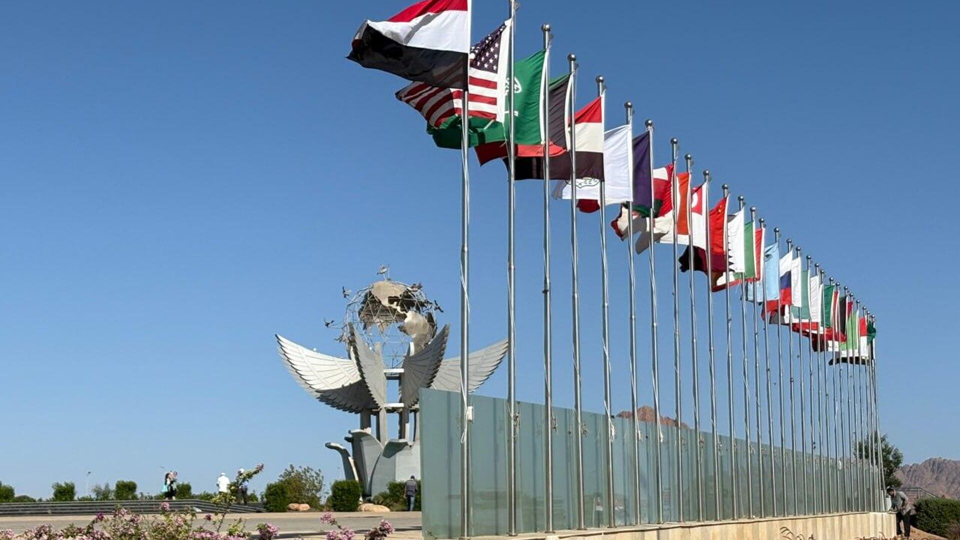 Sharm El-Sheikh Summit Holds 'Enormous Strategic Significance for Egypt': Egyptian Security Expert Sharm El-Sheikh Summit Holds 'Enormous Strategic Significance for Egypt': Egyptian Security Expert - Sputnik Africa, 1920, 13.10.2025