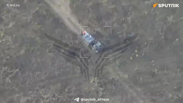 ▶ Un drone Lancet frappe un système antiaérien Vampire des forces ukrainiennes - Sputnik Afrique