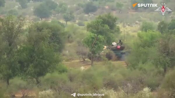 🪖Des militaires russes et indiens ont contré un groupe terroriste simulé - Sputnik Afrique