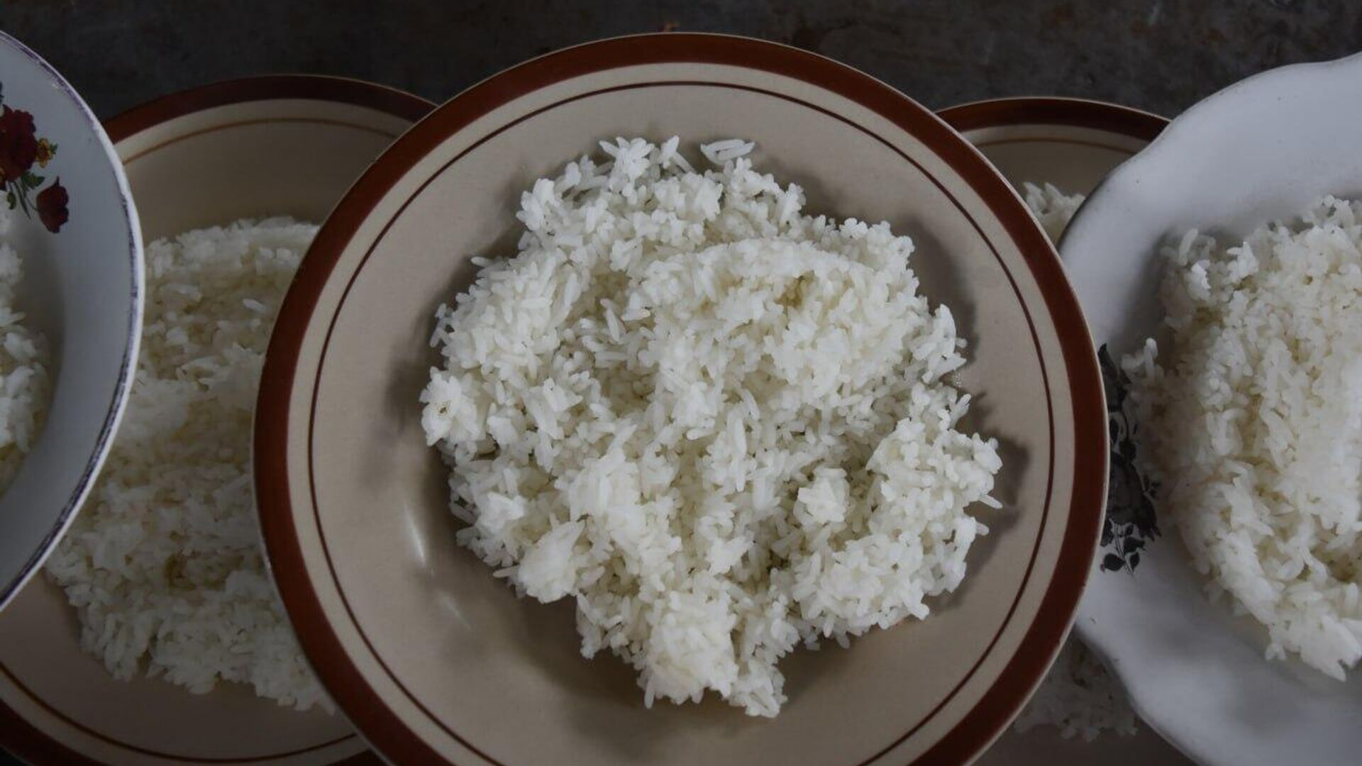 Mozambique Aims to Quadruple Rice Production to Address Malnutrition Crisis Mozambique Aims to Quadruple Rice Production to Address Malnutrition Crisis - Sputnik Africa, 1920, 13.10.2025