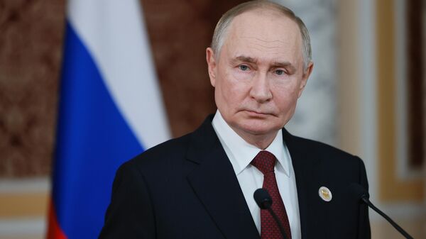 Vladimir Poutine s'entretient avec le Président syrien par intérim Ahmed al-Charaa - Sputnik Afrique