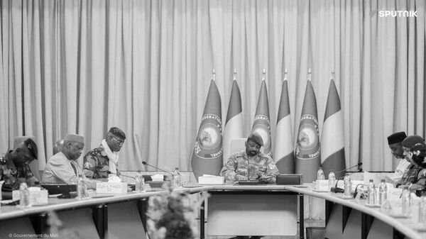 Les autorités maliennes rappellent que la souveraineté n'est pas négociable - Sputnik Afrique