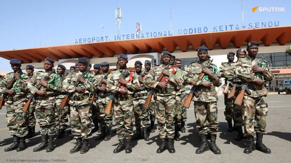 Visas: la riposte de Bamako à Washington a été bien accueillie par les citoyens, selon un journaliste malien - Sputnik Afrique