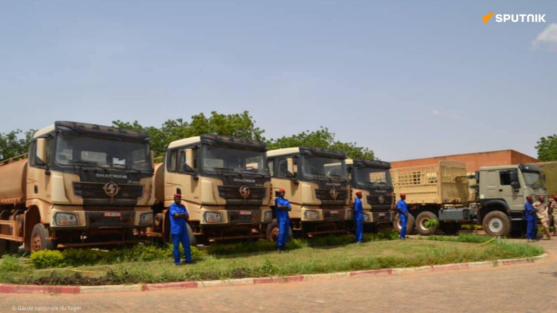 Nouvelle flotte de véhicules pour renforcer la Garde nationale du Niger Nouvelle flotte de véhicules pour renforcer la Garde nationale du Niger - Sputnik Afrique, 1920, 16.10.2025