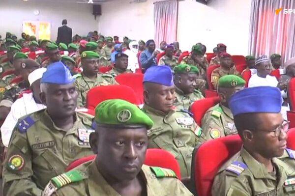 Rentrée solennelle à l’Ecole militaire supérieure du Niger - Sputnik Afrique