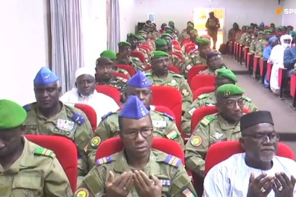 Rentrée solennelle à l’Ecole militaire supérieure du Niger - Sputnik Afrique