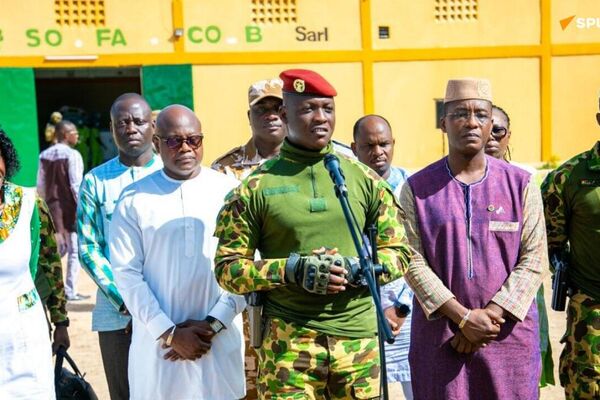 President Traoré Encourages Burkinabe People to 'Create & Engage in Industrialization' President Traoré Encourages Burkinabe People to 'Create & Engage in Industrialization' - Sputnik Africa