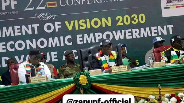 Le parti au pouvoir zimbabwéen propose de prolonger le mandat du Président Mnangagwa jusqu'en 2030 - Sputnik Afrique