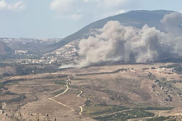Israeli Airstrikes Hit Southern Lebanon's Jaramk-Mahmoudiya Area, Sputnik Correspondent Reports - Sputnik Africa