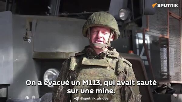 ▶ Véhicule blindé américain capturé sur le front: un militaire russe dévoile les dessous de son évacuation - Sputnik Afrique