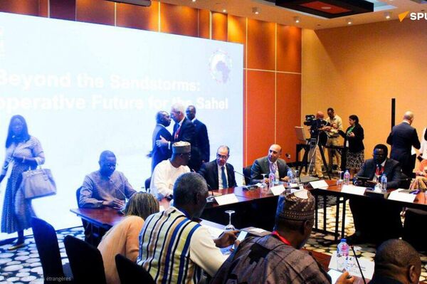 AES Expands From Collective Defense to Holistic Diplomacy & Development, Malian & Burkinabé FMs Note AES Expands From Collective Defense to Holistic Diplomacy & Development, Malian & Burkinabé FMs Note - Sputnik Africa