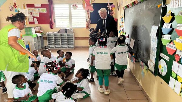 Un pont culturel entre la Côte d'Ivoire et la Russie pour les plus petits à Abidjan - Sputnik Afrique