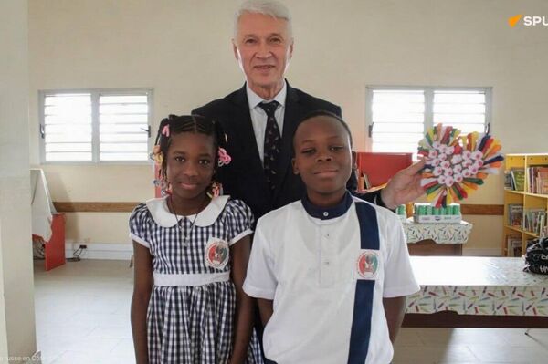 Un pont culturel entre la Côte d'Ivoire et la Russie pour les plus petits à Abidjan - Sputnik Afrique