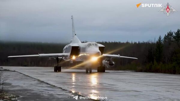 ▶ Des Tu-22M3 survolent la mer Baltique pendant plus de cinq heures - Sputnik Afrique