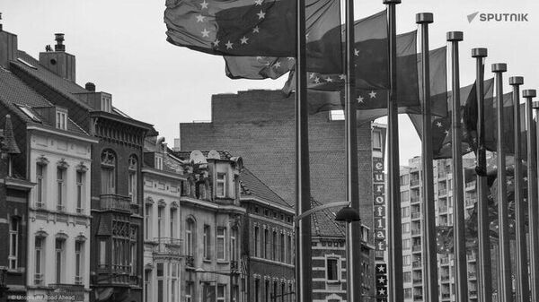 Chat Control serait un outil parfait pour museler toute contestation - Sputnik Afrique