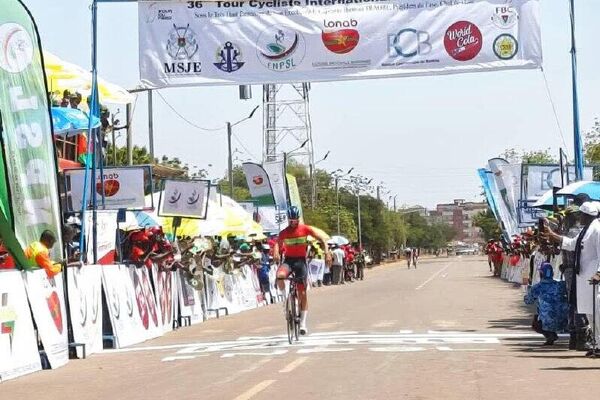 Tour du Faso 2025: victoire du Maroc sur la 1ʳᵉ étape - Sputnik Afrique