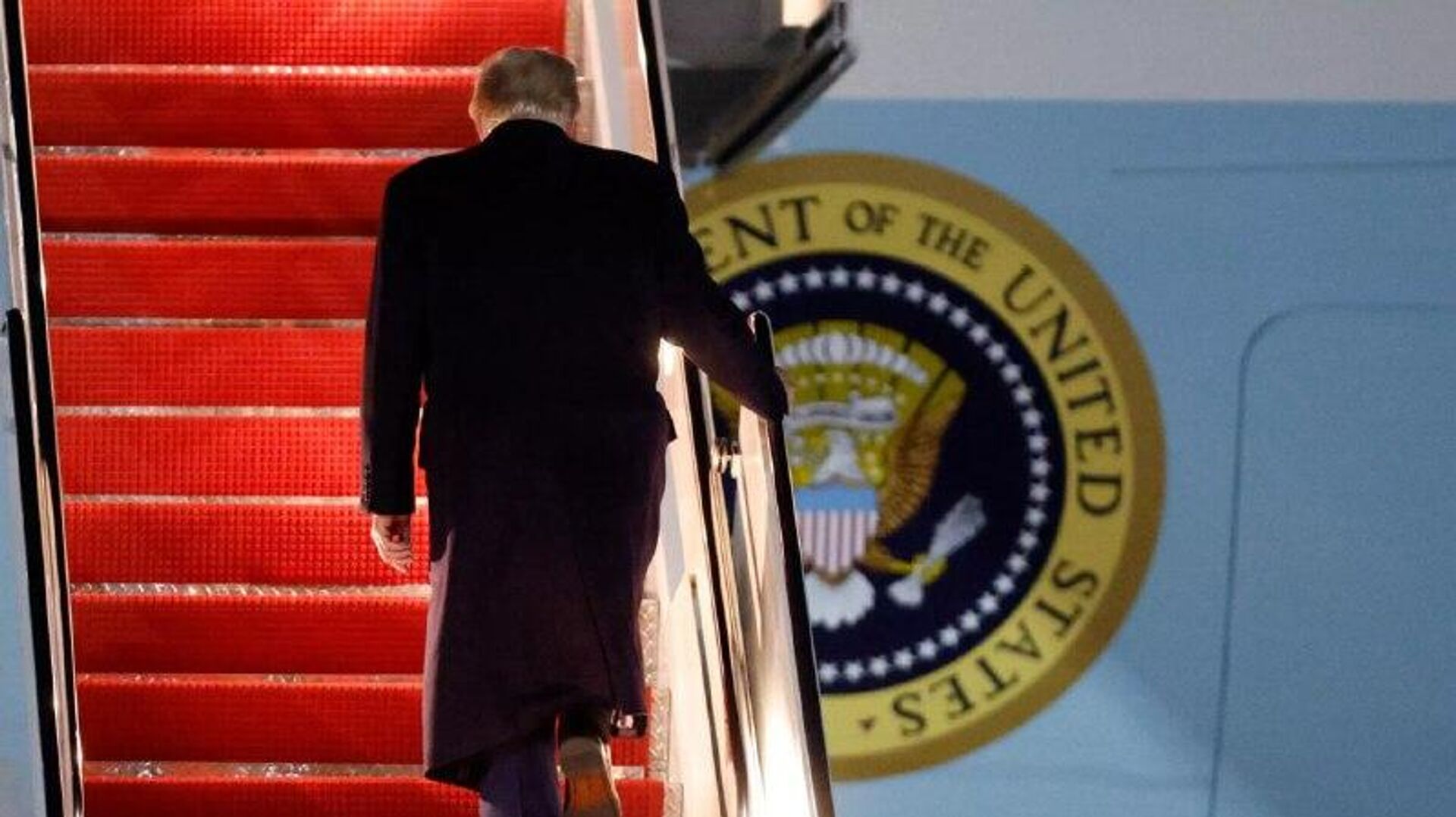 Trump précise à quelle condition il rencontrera Poutine Trump précise à quelle condition il rencontrera Poutine - Sputnik Afrique, 1920, 25.10.2025