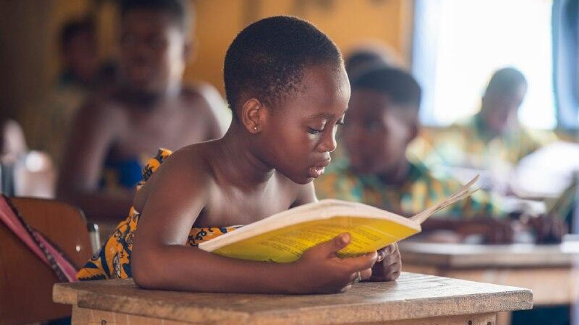 Ghana Makes Mother Tongue Instruction Compulsory in All Basic Schools, Says Education Minister Ghana Makes Mother Tongue Instruction Compulsory in All Basic Schools, Says Education Minister - Sputnik Africa, 1920, 26.10.2025