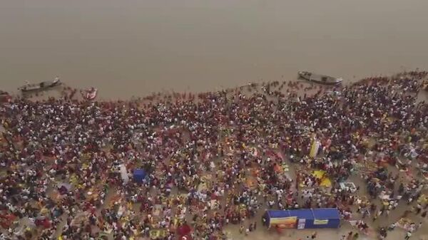 #viral | Millions Gather in for Chhath Puja Celebration in India - Sputnik Africa