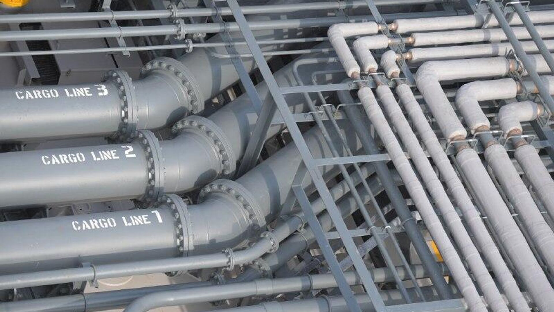 Japan Cannot Abandon Russian LNG, PM Tells Trump Japan Cannot Abandon Russian LNG, PM Tells Trump - Sputnik Africa, 1920, 29.10.2025