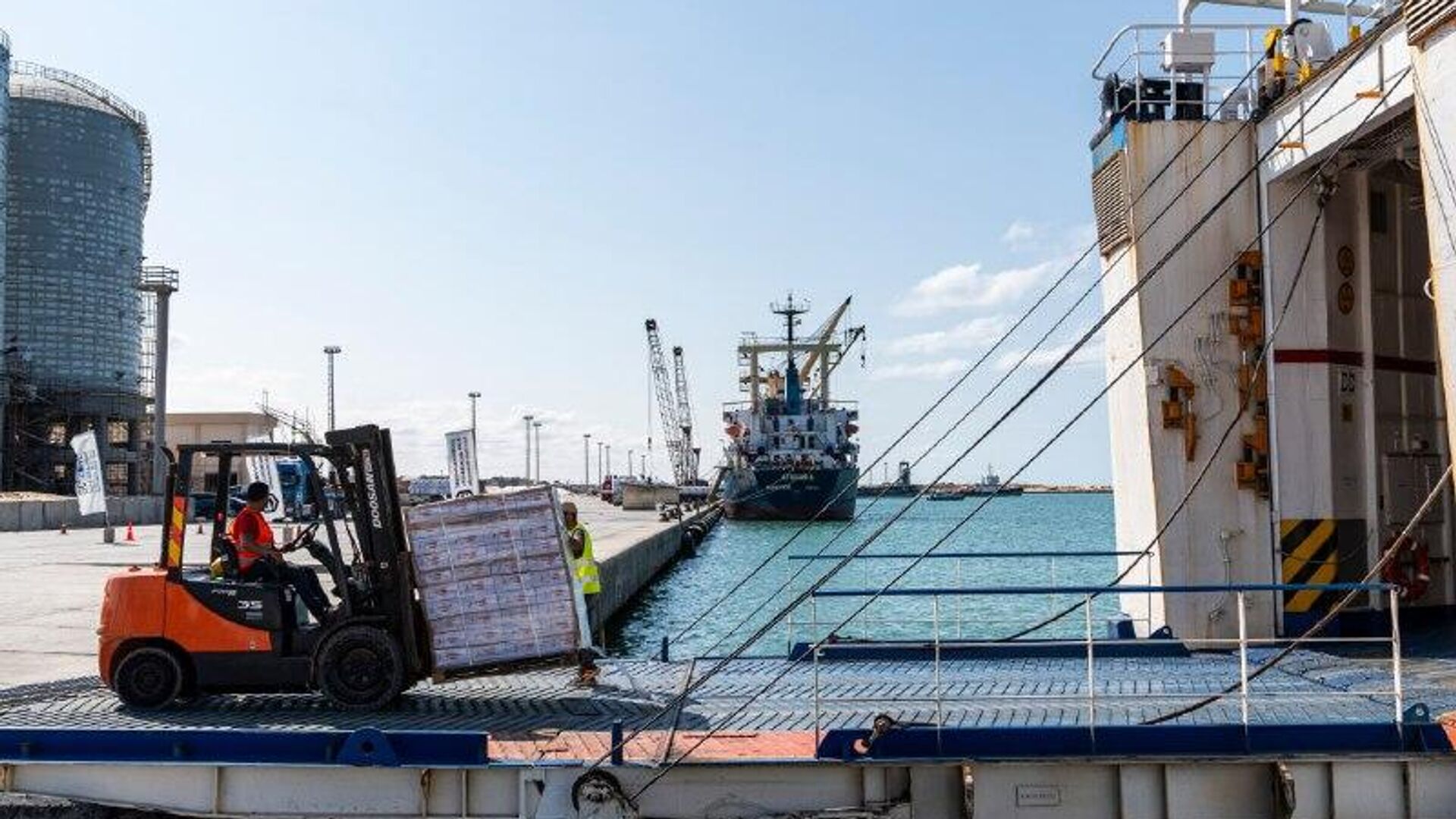 Which African Countries Are Russia's Main Trade Partners? Which African Countries Are Russia's Main Trade Partners? - Sputnik Africa, 1920, 31.10.2025