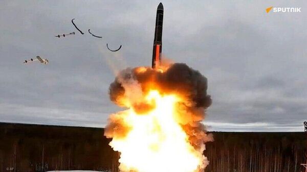 Orechnik est une arme redoutable: Loukachenko confirme le proche déploiement du missile en Biélorussie et met l'Occident en garde - Sputnik Afrique