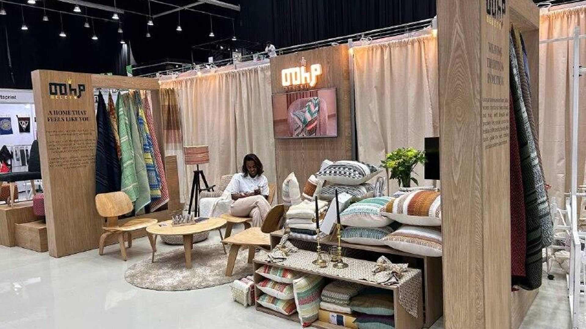 Addis Ababa Hosts Africa's Largest Fashion & Textile Exhibition Addis Ababa Hosts Africa's Largest Fashion & Textile Exhibition - Sputnik Africa, 1920, 31.10.2025