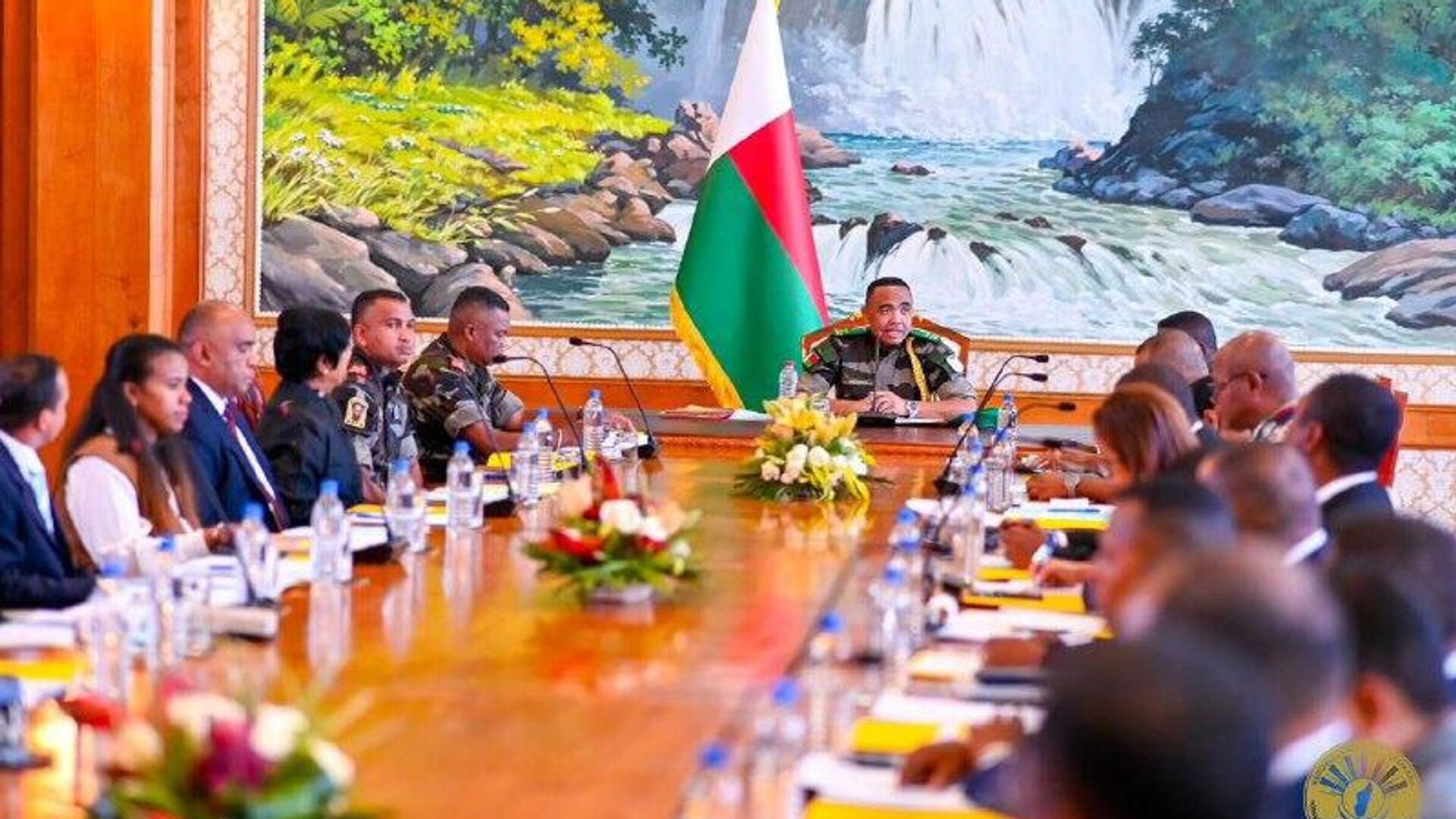 Madagascar's Officials Now Require Authorization to Leave Country Madagascar's Officials Now Require Authorization to Leave Country - Sputnik Africa, 1920, 31.10.2025