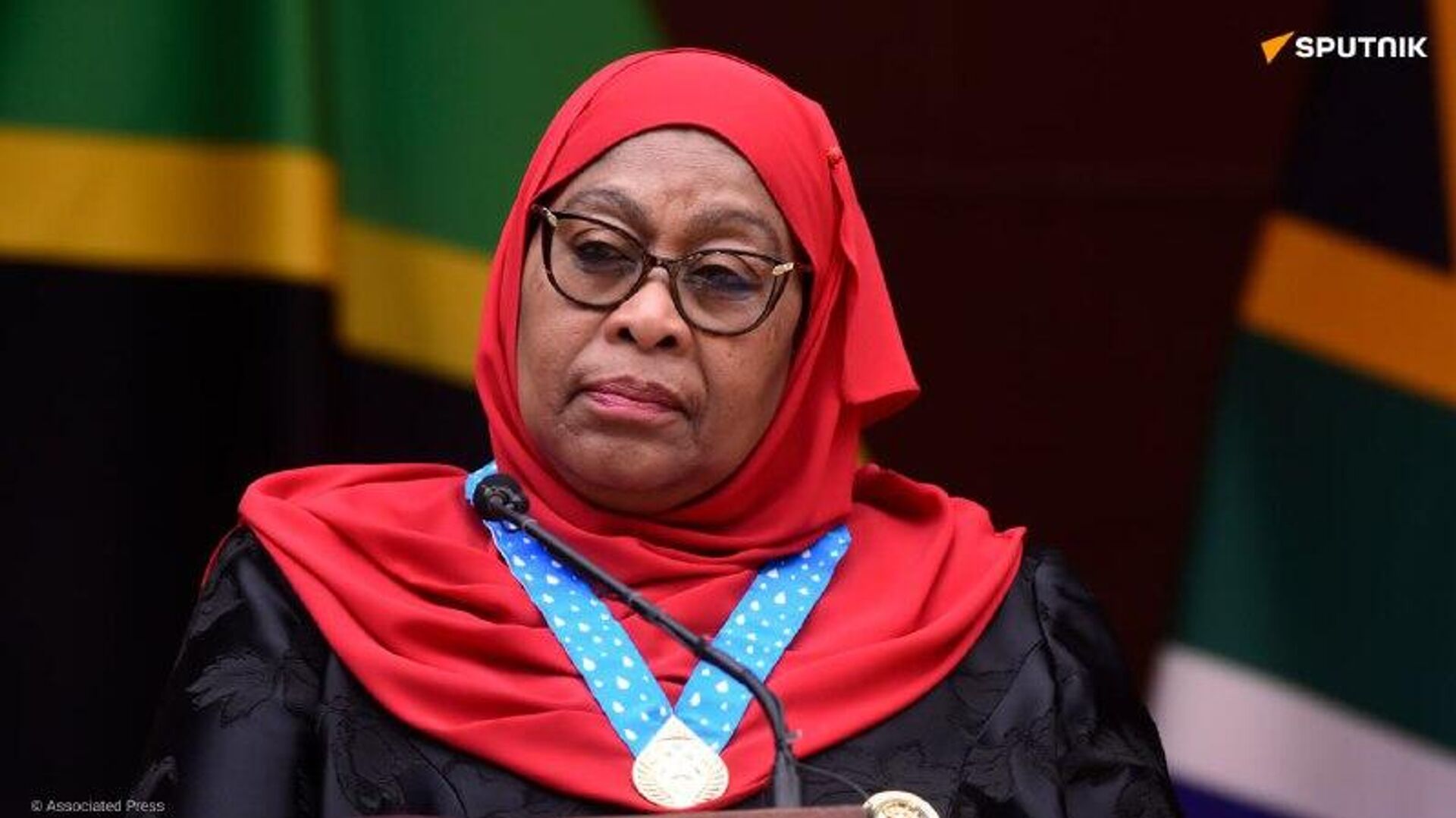 La Présidente tanzanienne Samia Suluhu Hassan remporte une victoire écrasante aux élections, selon les résultats préliminaires publiés ce samedi La Présidente tanzanienne Samia Suluhu Hassan remporte une victoire écrasante aux élections, selon les résultats préliminaires publiés ce samedi - Sputnik Afrique, 1920, 01.11.2025