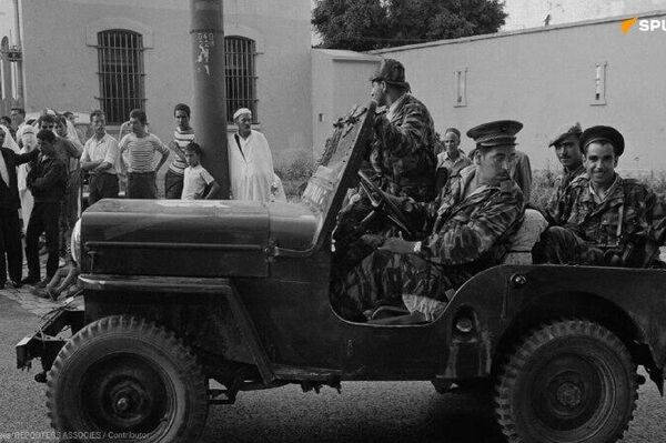 ▶ La France a commis d'horribles atrocités contre l'Algérie, cherchant par tous les moyens à exterminer son peuple — un ex-responsable algérien - Sputnik Afrique