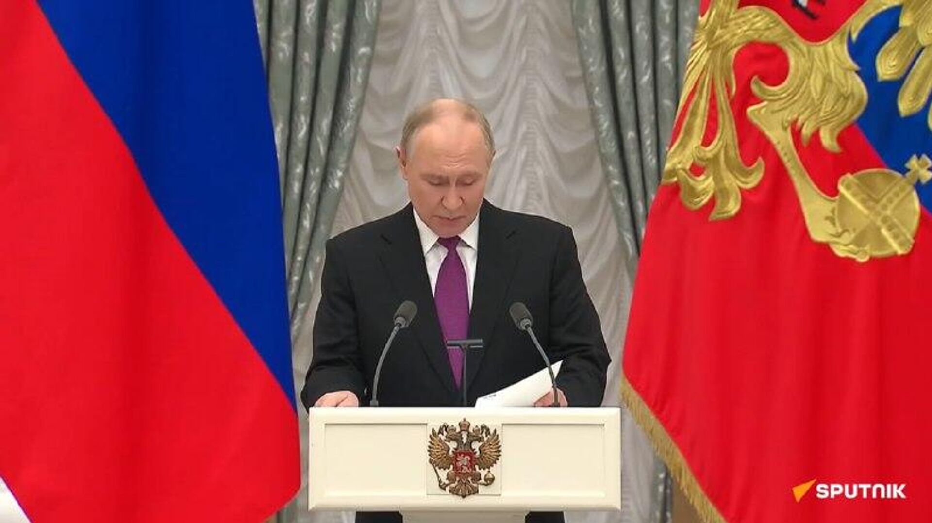 La Russie a lancé la production en série du système Orechnik, selon Poutine La Russie a lancé la production en série du système Orechnik, selon Poutine - Sputnik Afrique, 1920, 04.11.2025