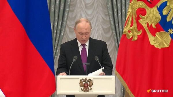 La Russie a lancé la production en série du système Orechnik, selon Poutine - Sputnik Afrique