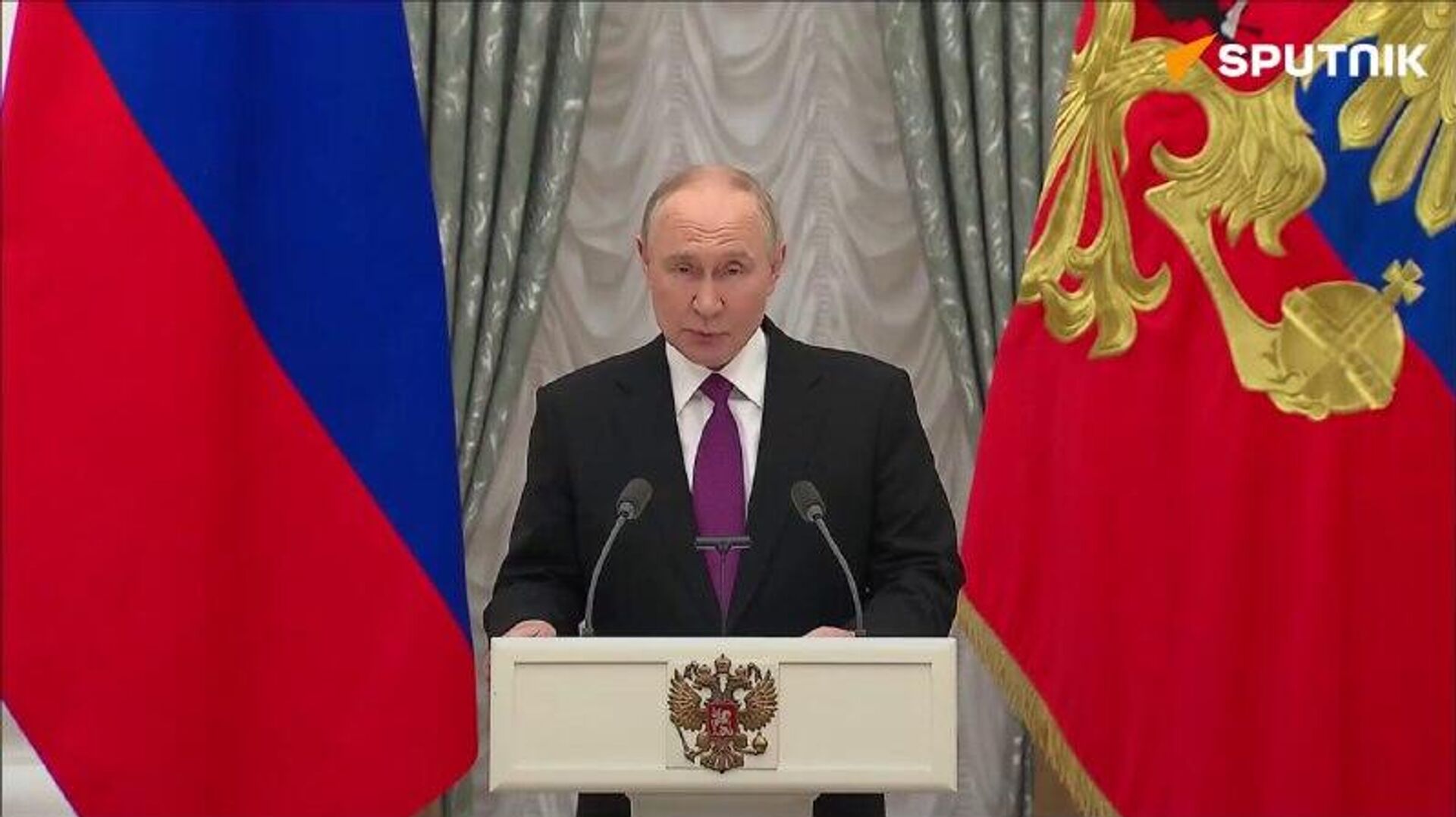 Déclarations clés de Poutine sur les systèmes d'armes avancés Bourevestnik, Orechnik et Sarmat: Déclarations clés de Poutine sur les systèmes d'armes avancés Bourevestnik, Orechnik et Sarmat: - Sputnik Afrique, 1920, 04.11.2025