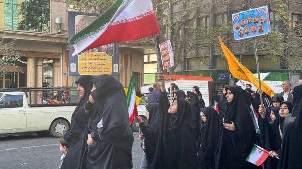 ▶ Iran: célébrations de la Journée nationale de lutte contre l'impérialisme - Sputnik Afrique