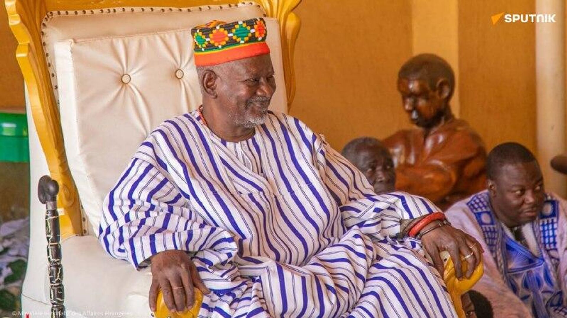 L'acte de retour aux sources augure l’espoir d'une Afrique réconciliée: le chef des Mossi s'adresse aux Afrodescendants venus au Burkina L'acte de retour aux sources augure l’espoir d'une Afrique réconciliée: le chef des Mossi s'adresse aux Afrodescendants venus au Burkina - Sputnik Afrique, 1920, 05.11.2025